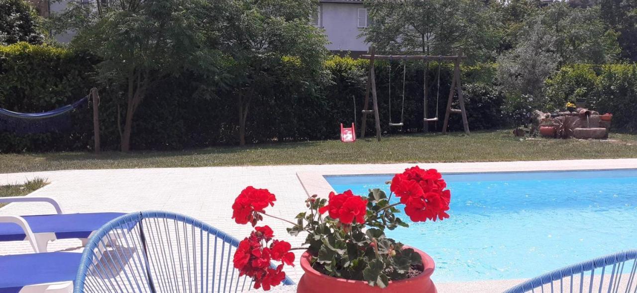 סלוריקו דה באשטו Villa Garden & Pool - Alojamentos מראה חיצוני תמונה