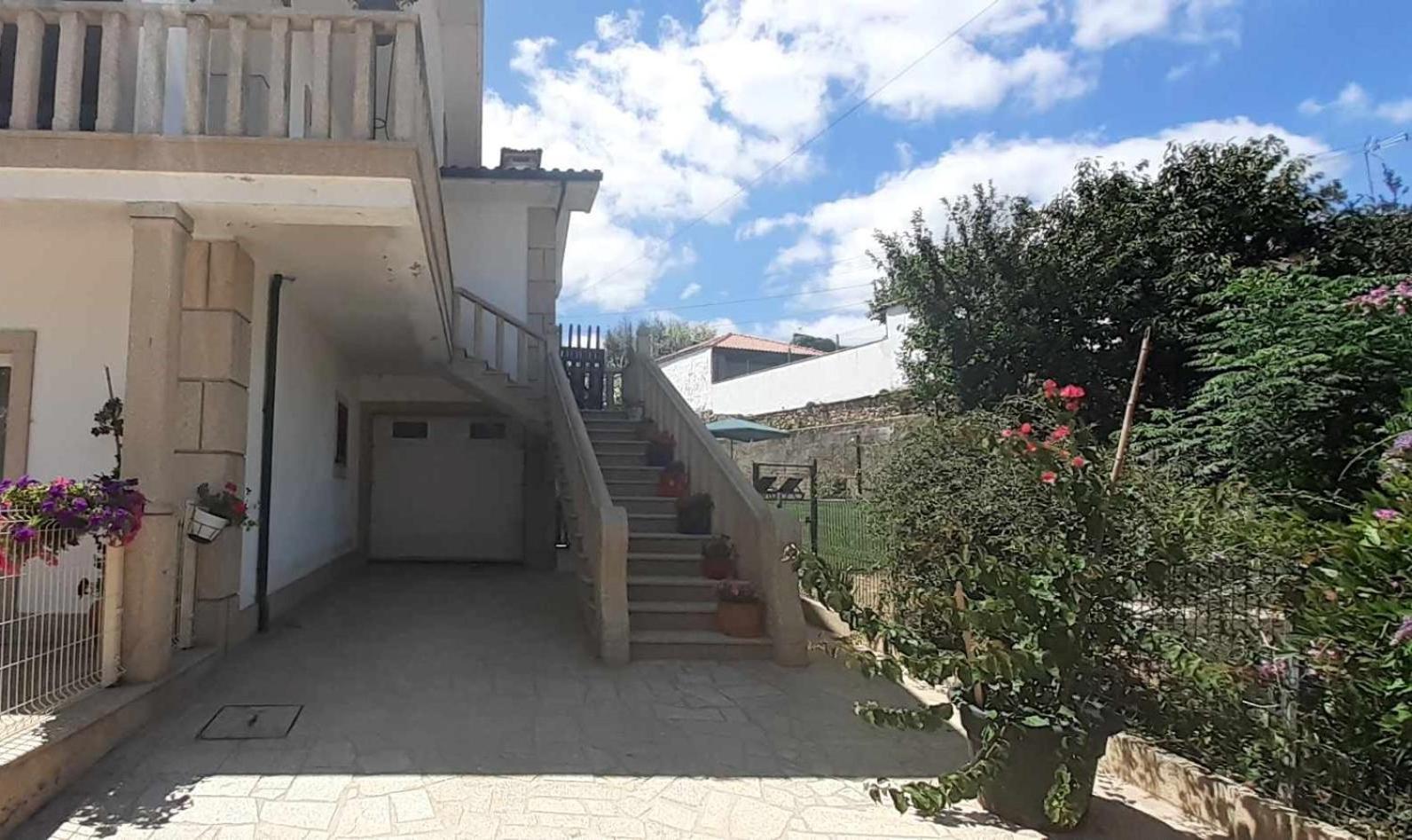 סלוריקו דה באשטו Villa Garden & Pool - Alojamentos מראה חיצוני תמונה